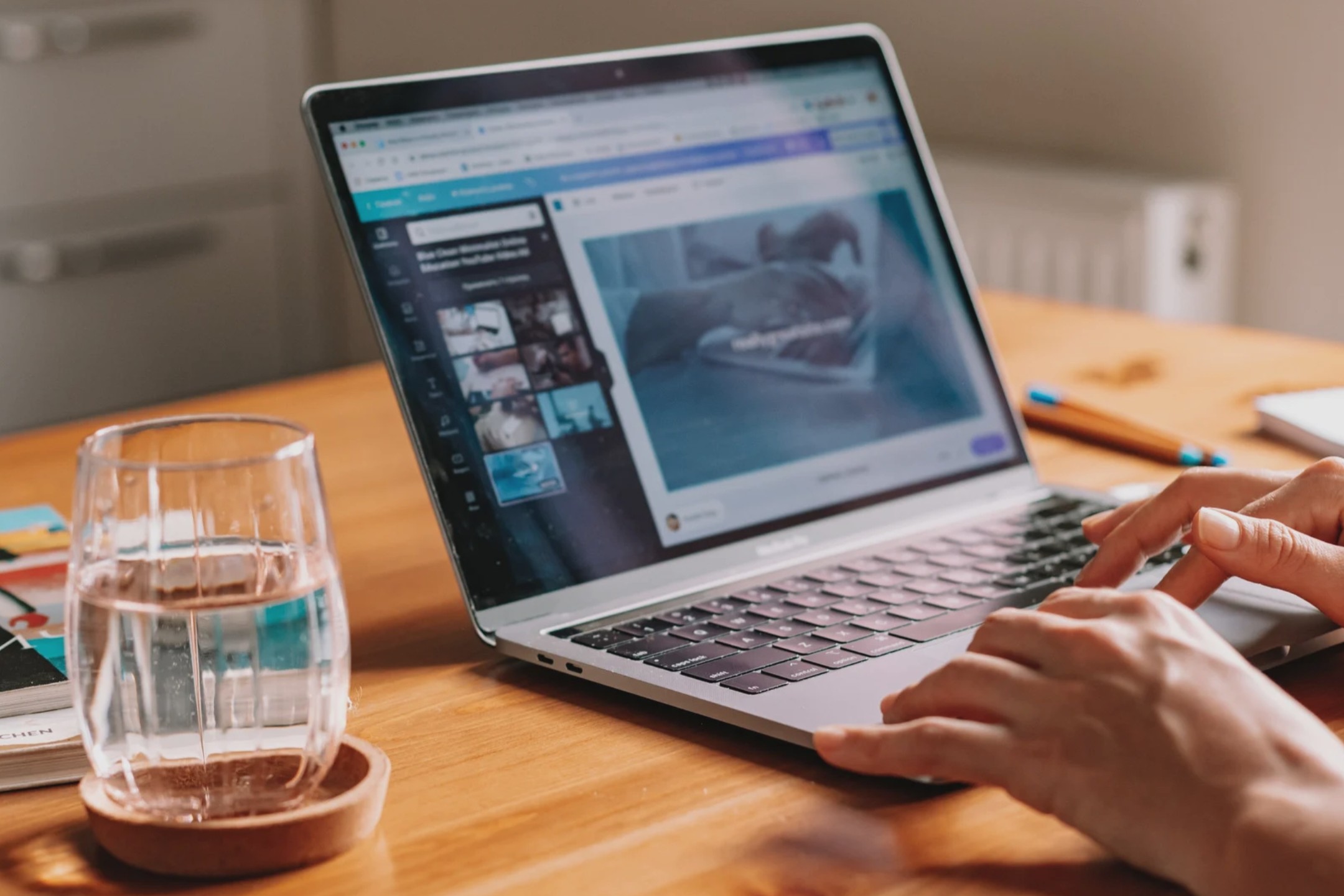 Brown Simple Search Bar Instagram Post - 1